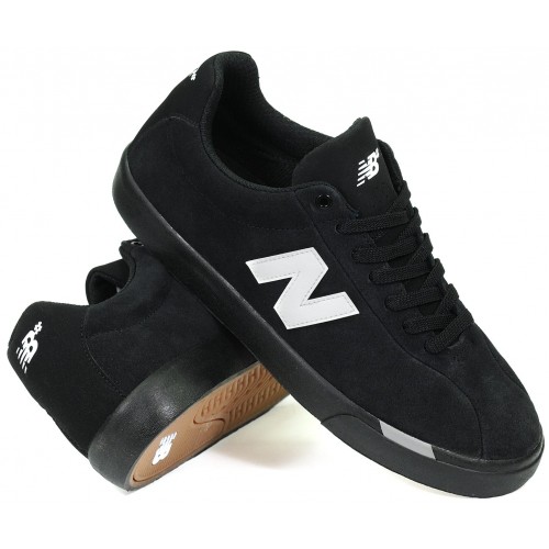 New Balance NM22 Black